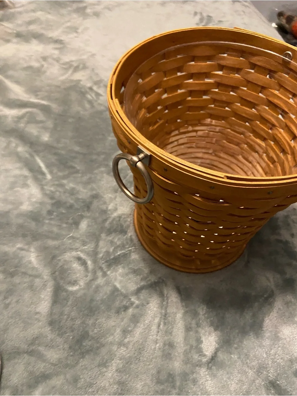Longaberger collectors club 40th anniversary Basket with Metal handles 8x9